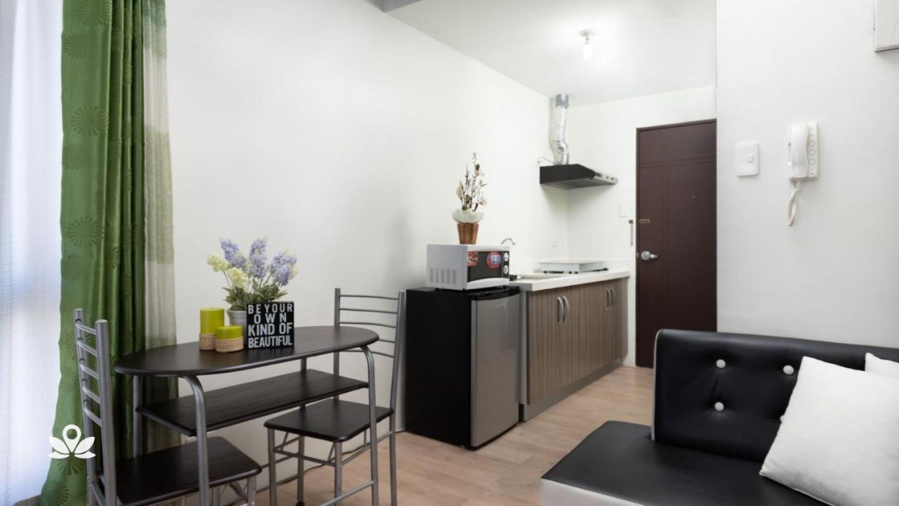 Zen Rooms Vinia Edsa Q.C. Quezon City Exterior foto